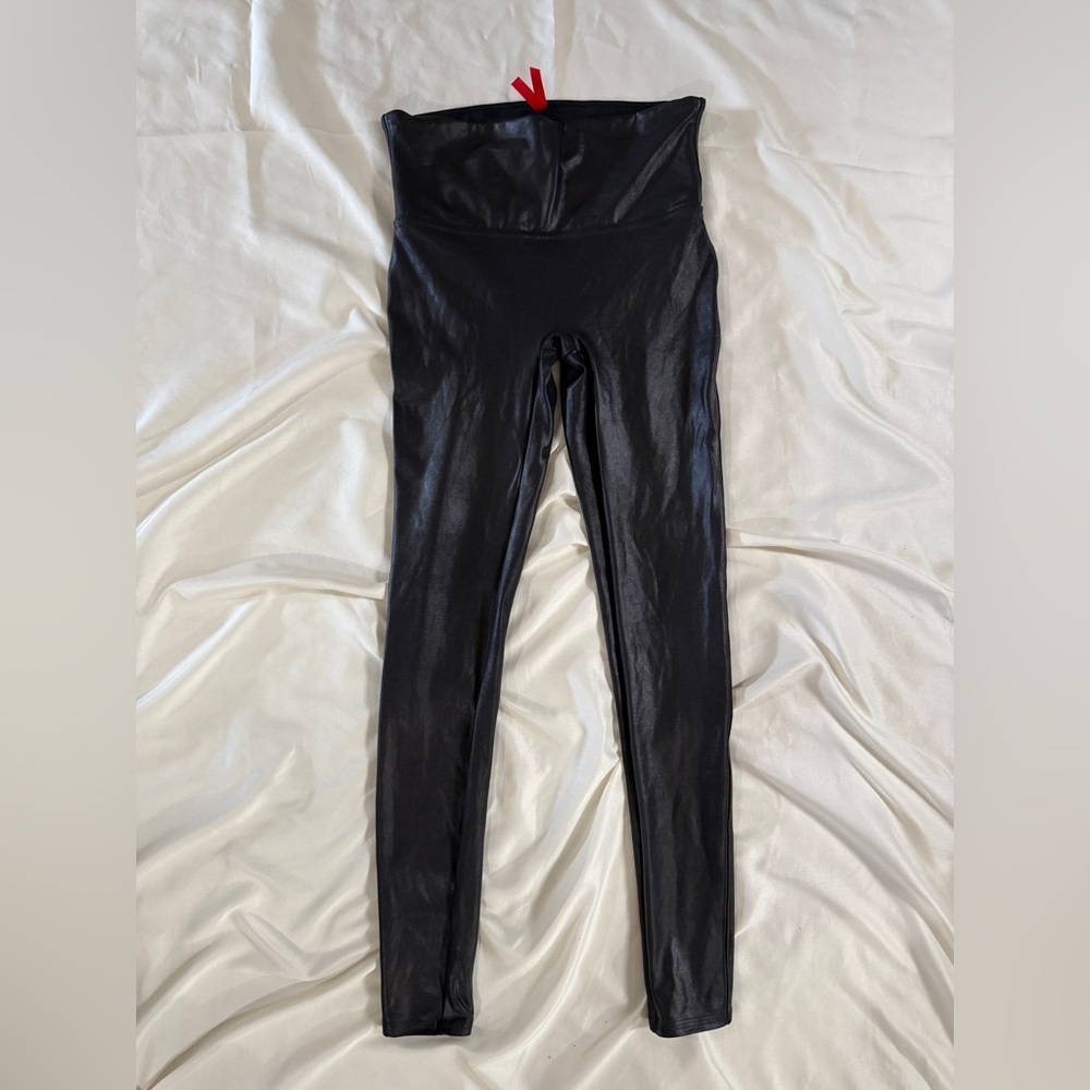 Spanx Womens Medium M Black Faux Leather Look High Waist Leggings